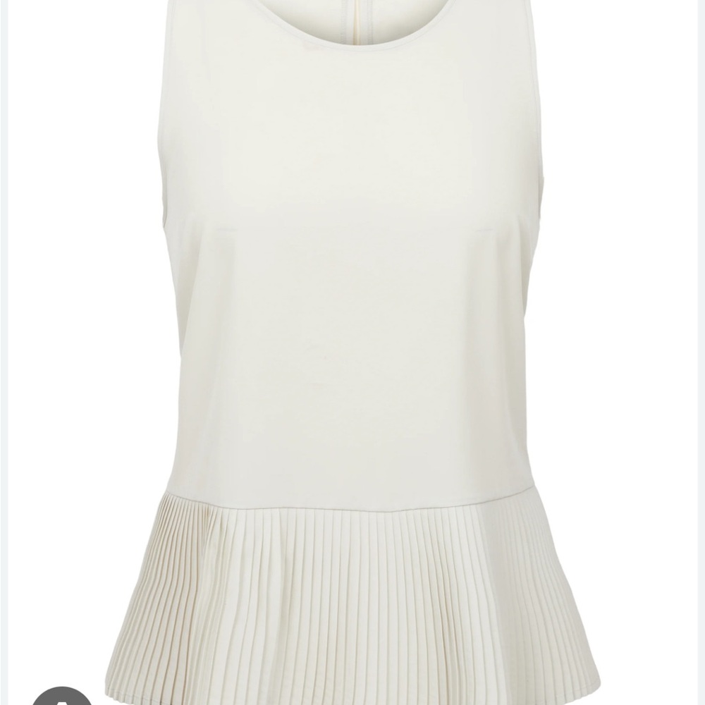 SPANX Pleated Sleeveless Tank Top Medium - Heather White-Gray